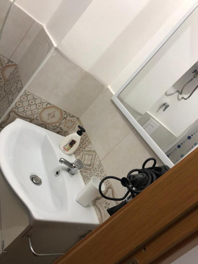 Casa Vacanza De Luca Naples Luaran gambar